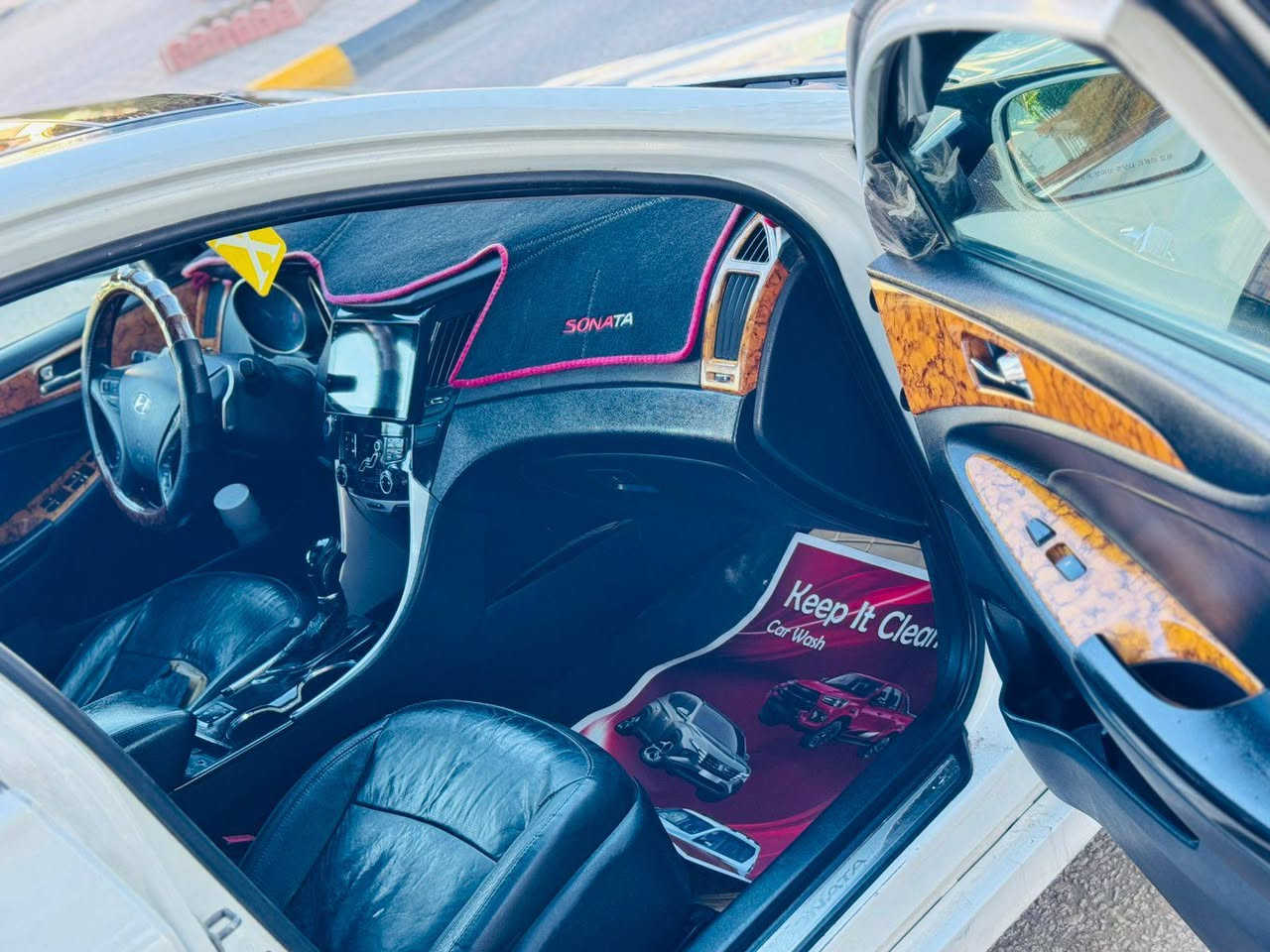 سوناتا مديل 2013 سعر 98 قابل للتفاوض الأستفسار اتصل *********** وراد أمريكي بدون حادث بدون تبديل ليبل واحد سياره بيها مكانات صبغ اثر تشليع مواصفات فول واحد على واحد بصمه تشغيل بصمه أبواب بنراما فتحتين تحكم ستيرن شاشه كبيره كامره خلفيه دواره كشنات جلد كهربائي كشنات تدفئه تبريد قطعتين اشاير مري مري شفط حساسات امامي وخلفي مكينه وكير مكفولات حداديه جديده تخم تاير تبريد تدفئه شغال مشروع وطني سنويه ل 28 مكان سياره كربلاء
