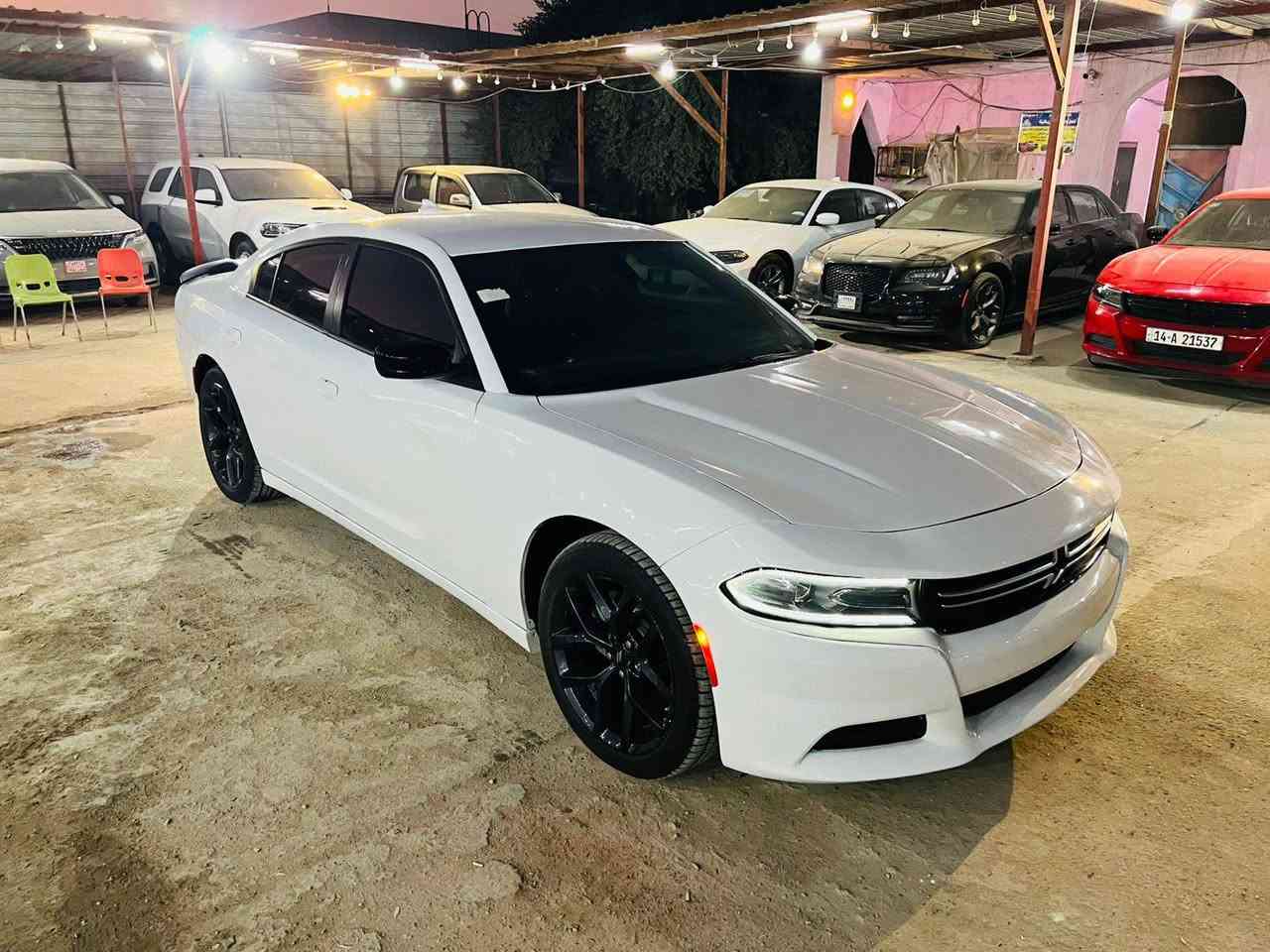 السلام عليكم
دوج جارجر موديل 2023  اصل حره بدون ارقام منفيس بأسمي تترقم جميع المحافظات وارد أمريكي حادث بنيد تبديل فقط وبيها خشوم الجاملغات كد شبرين شاصي لغد مكفول وصور الحادث بالمنشور 
مواصفاتSXT معروفه كشنات حضن مخمل حساسات شاشه كبيره تحكم ستيرن مكينه وكير جديد محرك 6 سلندر وباقي المواصفات معروفه 
مكان السياره البصره قضاء القرنه 
للاستفسار الاتصال/ ‭0788 498 6898
