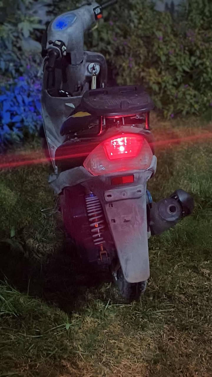 السلام عليكم موجوده ماكس منغولي البيع دراجه كامله نقصها باتري  مكينه بلاديه كفرات بلادي مختمه ختم واحد اوراقه كامله عليه صالحه FM السعر ٦٥٠ و بيها مجال حك الجيه مكن شاطئ التاجي قرب جسر المثنى  ***********
