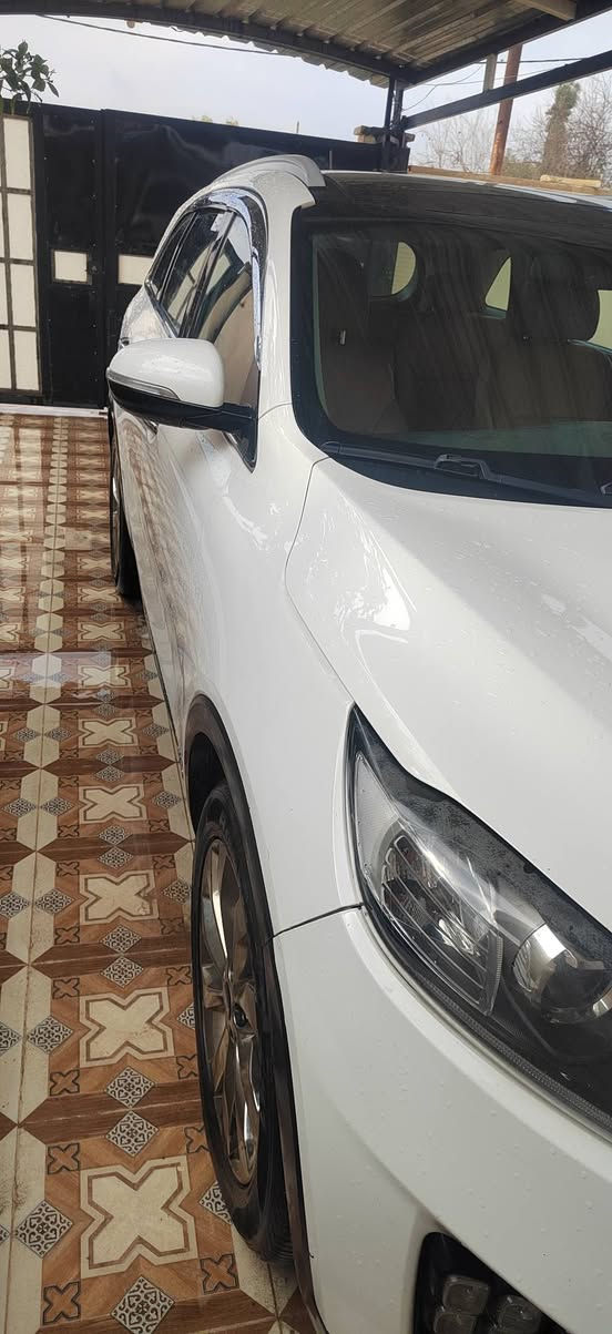 يالله السلام عليكم كل عام ونتم بخير سورنتو 18 للبيع السياره خليجي فول اربع سنلدر محرك دوش السيار بدون صبغ بيها بارد شويه السياره بدون نواقص رقم أربيل رقم وهزه وسنويه جدد بسمي تحويل مباشر السياره ماشيه 100 الف محرك كير شرط محرك ما ضروب صبانه ويلكب نيكل 19 باتري جديد مي ما اديرلها الا زيتي السعر 230 وبيها مجال للطيبين رقم ***********
