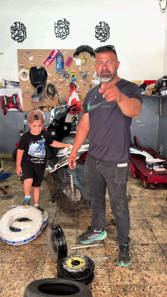 الأصلي صغير 😎👌#hassan_n1 #درجات_نارية🔥🏍 #مكانيكي_فيديوهات #maxxis #درجات_نارية 


**إذا كنت صاحب هذا الإعلان وتريد حذفه لأي سبب، رجاءا أرسل رسالة إلى الدعم الفني**