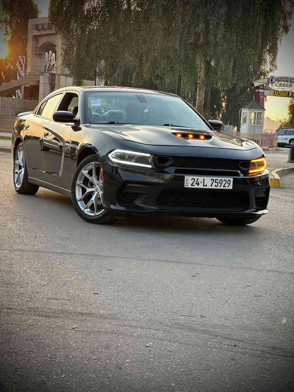 جارجر للبيع 2023 
رقم وسنويه كلو جديد اب اسمي 
SXT 
ماشيه 52 
بدون صبغ تبديل قطع ثنين اصل شركه 

‭0771 972 3418‬
