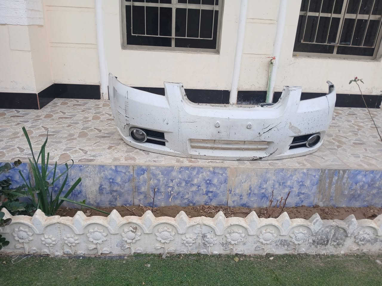 سلام عليكم دعاميه افيو خليجي  نضيفه بيها شويه ملاحظات  بيها بلوجكترات شغاله  قيم بلي رضي الله  تعال مكان الخالديه  رقم ***********
