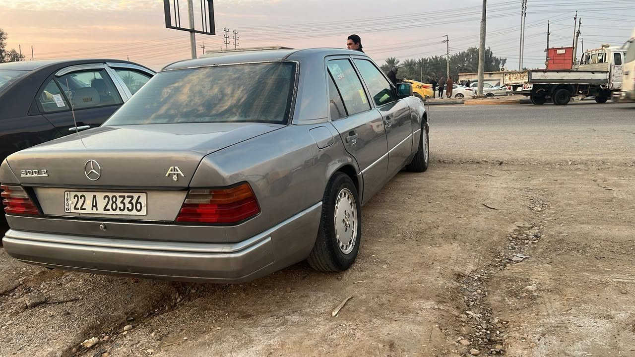 السلام عليكم
مارسدس دب موديل 88

السياره جاهزه ع الاخير 

محرك تبريد صدر تخم تاير

محرك 2500 بطه

السعر58

***********
