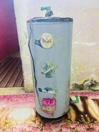 السخان للبيع نضيف وشغال كامل ✅ ضمان يومين للتجربه اي خلل يرجع✅  السعر ...