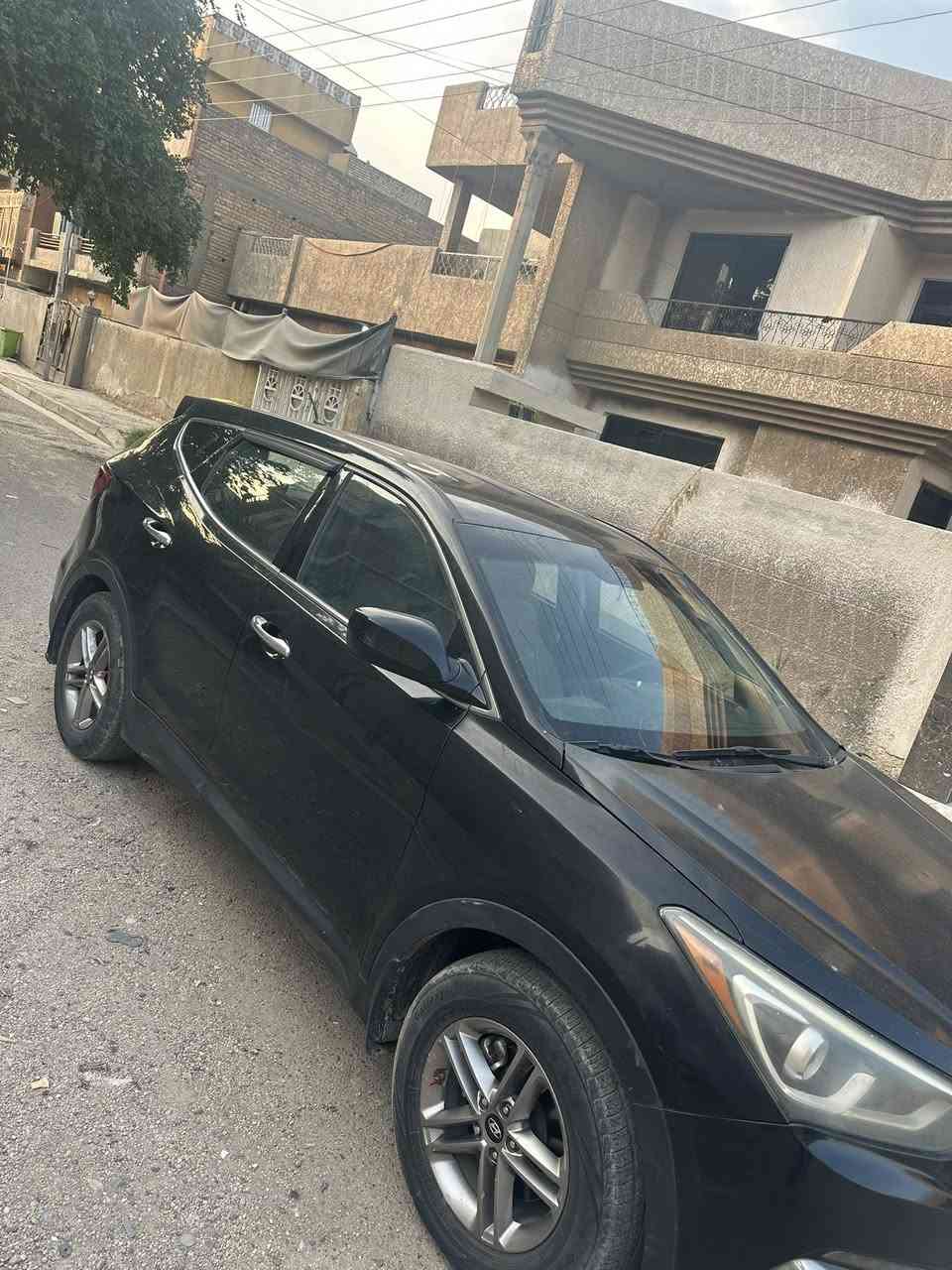 السلام عليكم سنتافيه سبورت
  للبيع موديل   18السياره خير من الله كامله مكمله حادثهه بجم بدون اي دواخل سونار كدامك 
تحكمات استيرت 
شاشه
زنون
تحكمات كشنات 
مكان السياره الدولعي 
للاستفسار ***********
