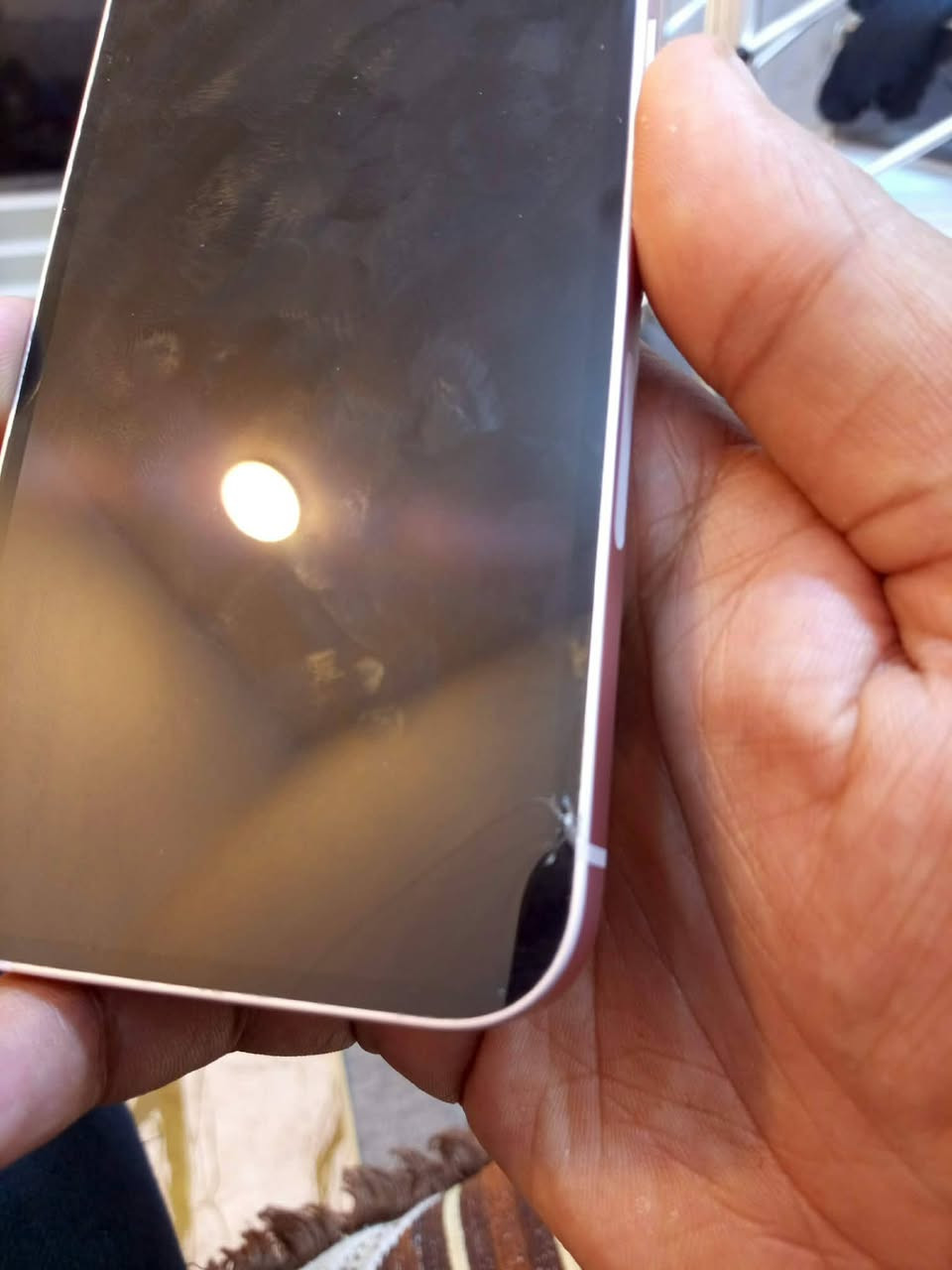 سلام عليكم للبيع ١٣ عادي لون وردي جهاز بوك وممفتوح ذاكره ١٢٨ أمريكي جهاز جديد والله نموذج m بي بس هذا الفطر الصغير بشاشه وكع مني مكفول من الفتح بطاريه ٩٣ رقمي ***********
