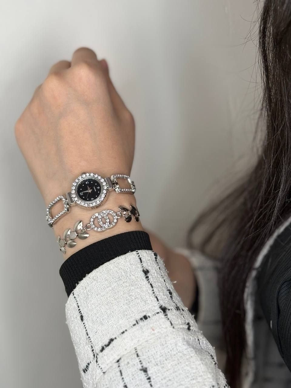 لا تنسون قرعة 
التفاعل الاسبوعي
شوفولي النزاكه ساعة وسوار 
نسائي طلاء ثابت 
السعر(5000)دينار🤩


**إذا كنت صاحب هذا الإعلان وتريد حذفه لأي سبب، رجاءا أرسل رسالة إلى الدعم الفني**