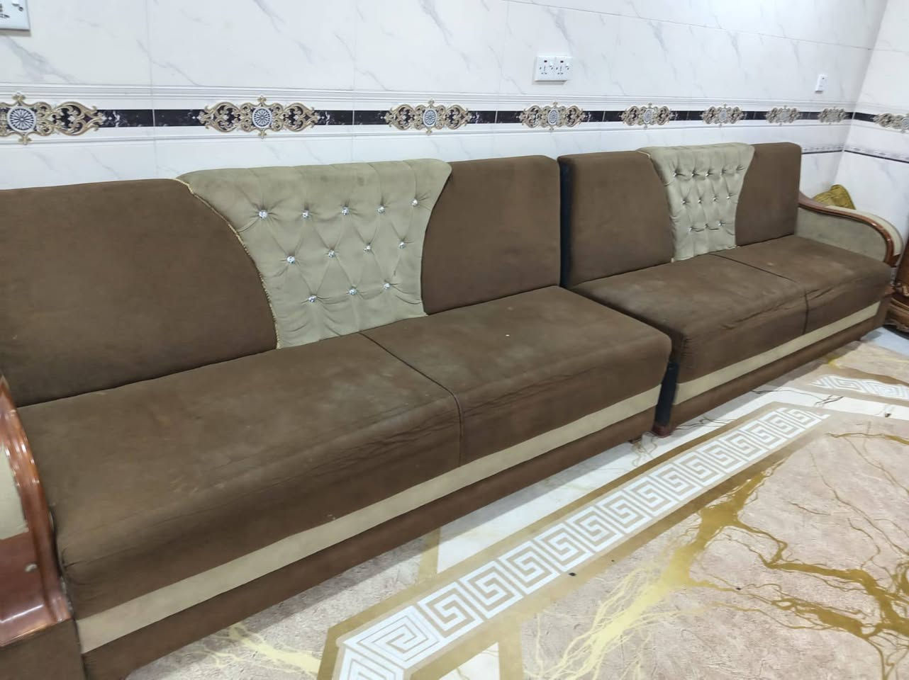 اخو الجديد يحتاجله فقط غسل خشب كله جديد 
300 وبي مجال مكاني بابل الحله


**إذا كنت صاحب هذا الإعلان وتريد حذفه لأي سبب، رجاءا أرسل رسالة إلى الدعم الفني**
