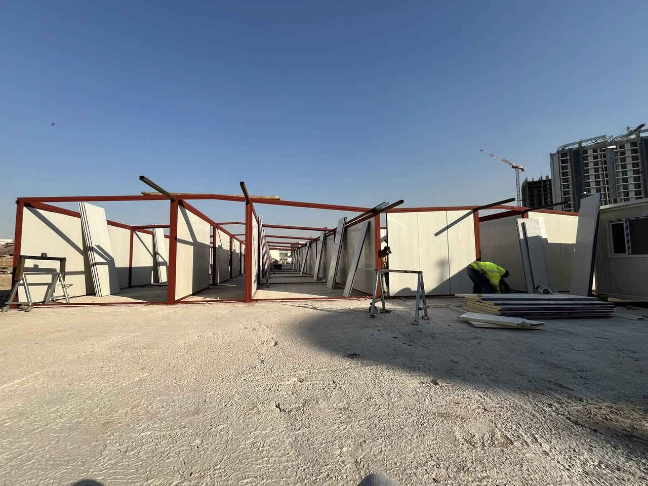 سلام عليكم كادر حدادين كرفانات التجهيز المجمعات السكني ***********
