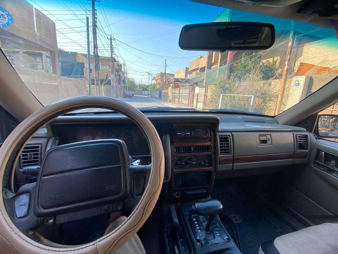 للبيع جيب كراند مويل 95 رقم شمالي نكليزي مكان السياره ديالى شهربان ***********
السعر 50 اوبيه مجال
