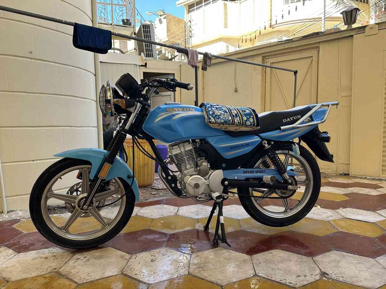 سلام عليكم دراجه دايون عضم موديل ٢٤ اصولي ب٢ وبيهه مجال بسيط مكان كربلاء ***********
