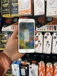 آيفون 8 بلس • ٢٥٦ • بطاريه ٧٢