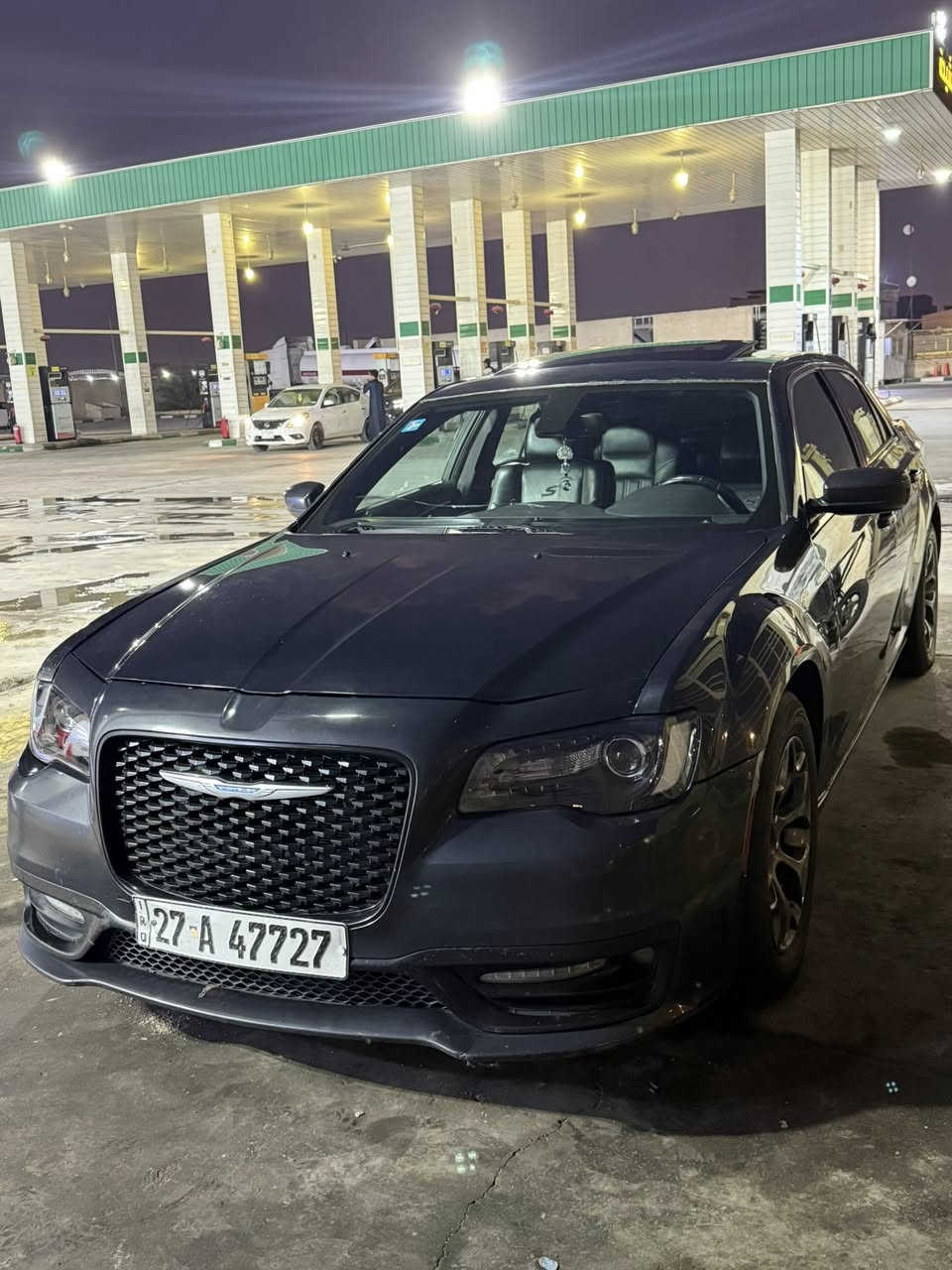 اوبامه 2015 300S وارد امريكي
بيها 3 قطع تبديل بنيد وجاملغات ثنيهن الاماميات 
سياره حلوه وجاهزه ع اخير حبه 
فول مواصفات 
بانوراما
بصمه 
تشغيل عن بعد 
كامرا دواره 
تدفئه كشنات 
بعد بيها مواصفات اهواي 
تخم تاير جديد باتري جديد 
السياره تاخذها ما تذب عليها ربع دينار 
السياره رقمها ذي قار باسمي سنويه هستوني مجددها تحويل ثاني يوم 
سعر السياره 190 وبيها مجال اتصل وبخدمتك مكان السياره بصره
(***********) ابو حسن
