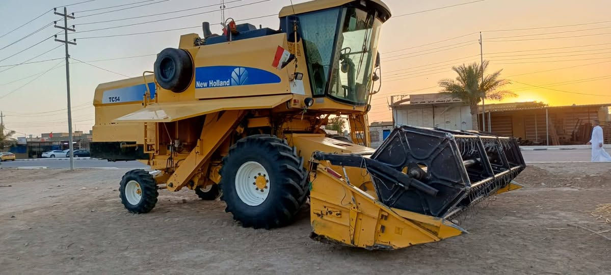 السلام عليكم حاصود 2006 للبيع للاستفسار على الرقم ***********
