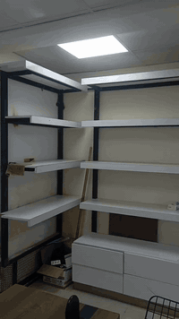 السلام عليكم 
مكتب كامل للبيع يحتوي على 
مكاتب ثنين 
رفوف جبيره 
تخم قنفات + طبلاته 
كراسي ٣ 
سبلت انفكتر يشتغل ع سحب وع وطنيه 
فاترينه مكتبيه 
 السعر خاص للاستفسار ***********
