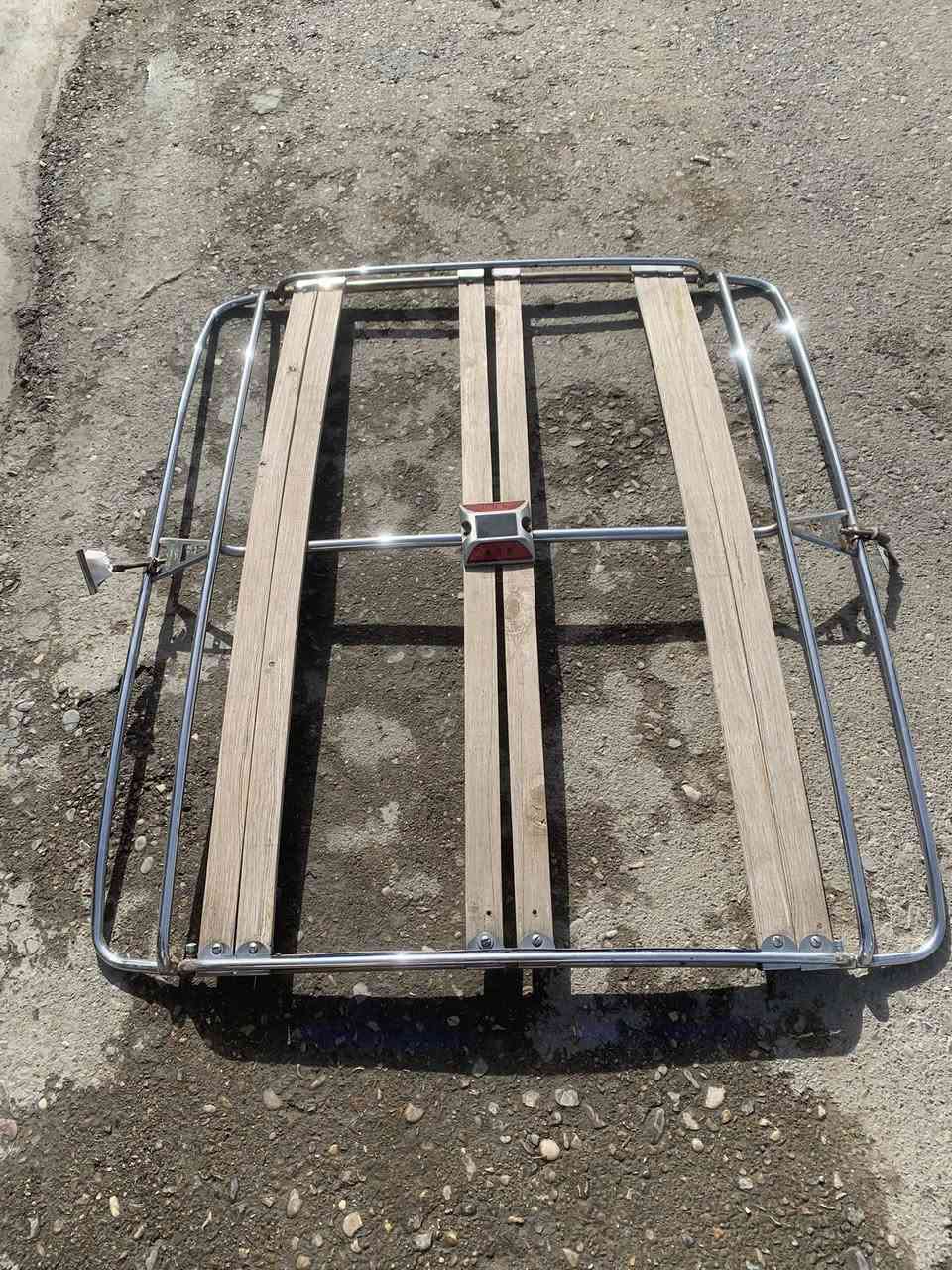 سيبايه حيدر سحاره ترهم النتره فورتي سيراتو
السعر ١٧٥ الف العنوان بغداد الكاظميه 
***********
