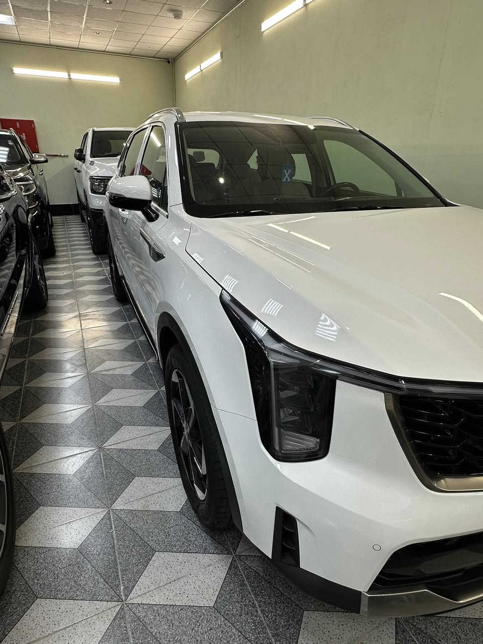 للبيع أو المراوس 
سورنتو 2025 
السياره جديده بمنعى الكلمه ماشيه ماشيه 57الف 
التواصل :***********
