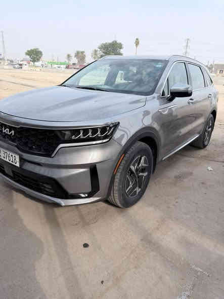 السلام عليكم لليع فقط 
سورنتو هايبرد ex  VIP
موديل 2023  
وارد امريكي باب الصدر تبدل ونصبغ والباب الخلفي ربعه صبغ واجه بيها كلير مال امريكا ب البنيد 
 
ماشيه 34 
رقم بغداد  
المواصفات
محرك 1600 تيربو
التفويلة تمشيك 1000كيلو 
بصمة تشغل وابواب وتشغيل عن بعد
لایت 4 عدسات
شاشة كبيرة
كامرة خلفية
حساسات خلفية
7 راكب كشنات منفصلة VIP
كشنات جلد كهرباء
كشنات تدفئة
قيادة ذاتية حسب خطوط الشارع تقود وحدها
تحديد مسار
كروس كونترول
رادارات  امامية خلفية 
وضعيات قيادة سبورت ، نورمل ، وايكو
سايد بريك كهربائي
صندوك كهرباء ختطاصية الفتح بالرجل  
تبريد خلفي منفصل  
اوتو هولد
كير ماوس 
تحكم ستيرن كامل 
وبعد هواية مواصفات 
مكان السيارة بغداد الكرخ الحرية 
السعر260وبيها مجال 
للاستفسار ‭0773 971 0010‬
