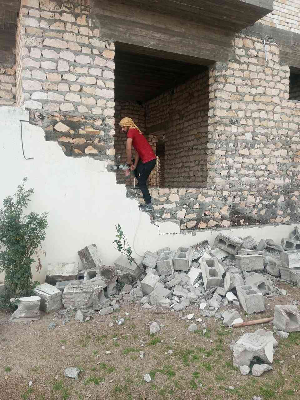 سلام عليكم  / يوجد كادر عمل جاهز  تصعيد مواد  / تنضيف بيوت  / تفليش  / تكشيط  / دفن نهري  / شقلنه ليل ونهار  / وماعليك بكلشي تاخذ شقل جاهز مني  / ومعداتنه جاهز وسياره تجيك للبيت ماعليك بس تصال على رقم/  ، ***********
