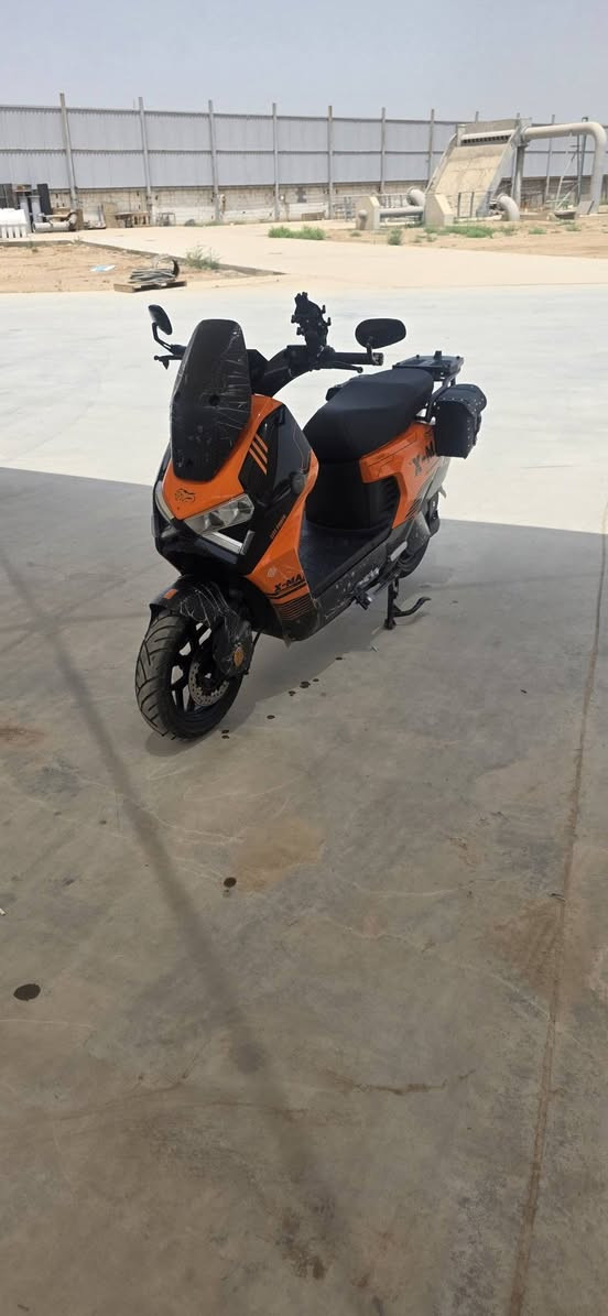 السلام عليكم..دراجه (سيزر ليو ) اخر اصدار _X MAX_ السرعه _75_ ..الملف _2000_ SPORT..دراجه غنيه عن التعريف...بطاريه _كرافين _ العدد _6_..تقطع مسافه اكثر من _70_ كيلو بل شحنه الواحده فعلي...بصمتين +سويجين+كارتين تشغيل...قفل سكيورتي..تشغيل عن بعد وجهاز مانع سرقه..بلوتوث...مخرج USP...نظام .APS.امامي ...شاحنه اصليه تدعم الشحن السريع والأيقاف الذاتي عند امتلاء البطاريات...
السعر (مليون ) قفل ...مكاني بغداد جسر ديالي الجديد الكرغوليه الشراي يتصل...***********...واتساب موجود...

