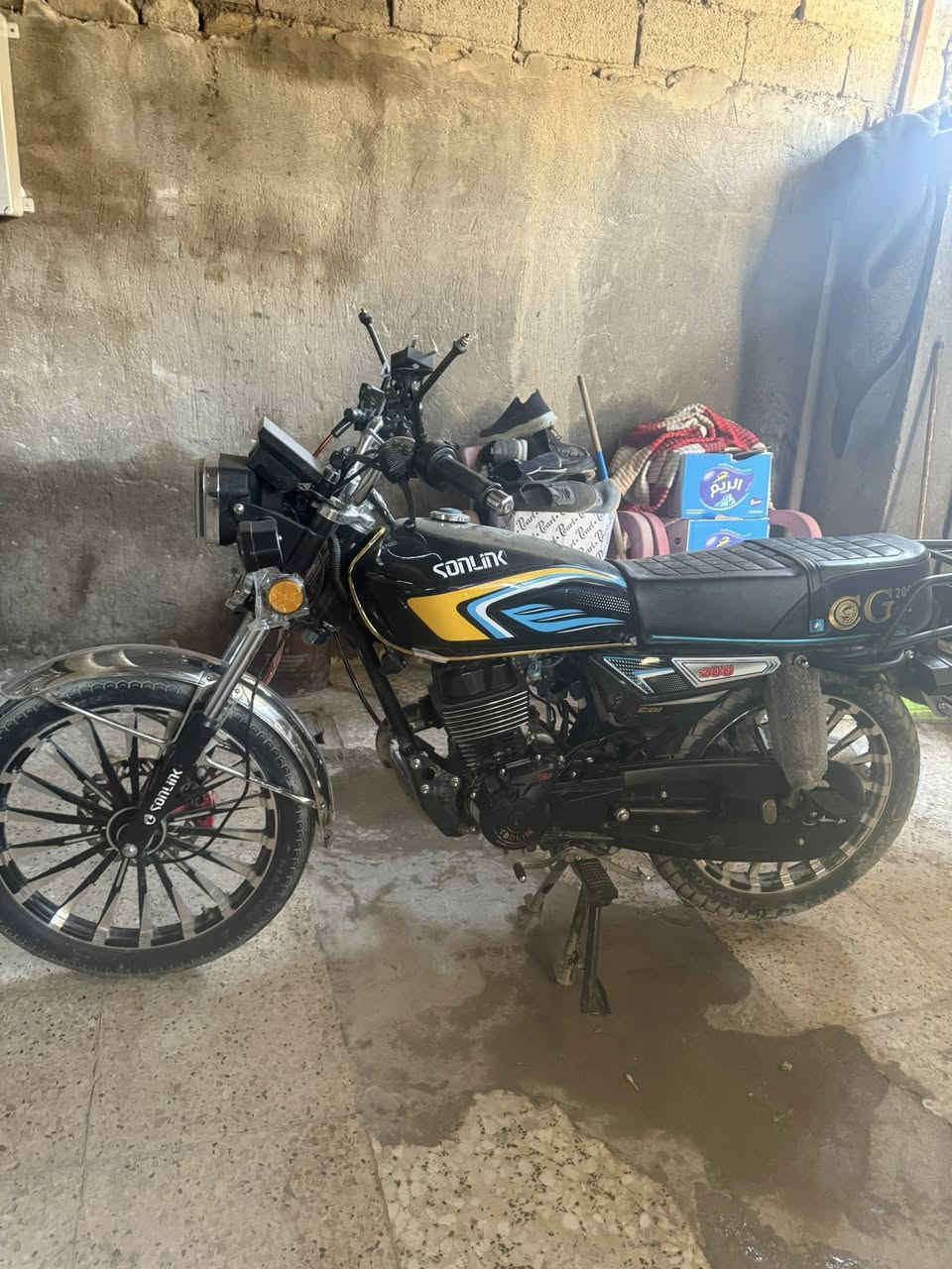 سلام عليكم سونك 25 للبيع ماشيه  الف تقريبا  ضاغطه وزنجيل خمس
نمر مكاني بغداد المشتل سعر الدراجه مليون وبيه مجال مال جيه هذا رقمي ***********
