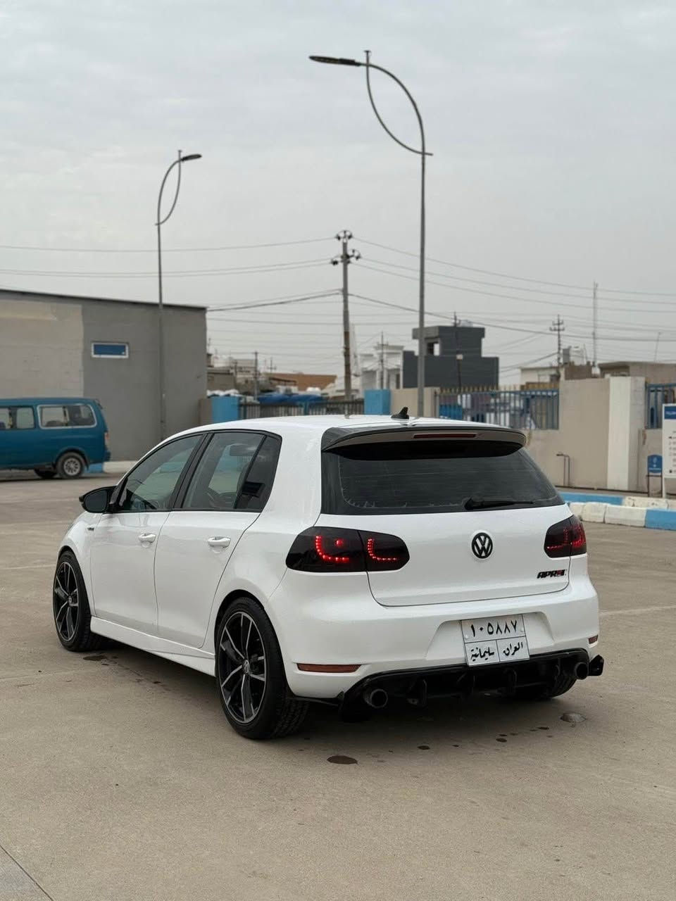 واتس ئاپی لەسەرە (***********)

VW Golf GTI 2011  

( سحری ٨٥وەرەقە و 
محامەلە)

٣٠٠$ غرامەی لەسەرە پاش معاملە دەگیریەوە

٦ گێڕی مەرخوب

مەکینە ١٨ تۆڕبۆی ٢٠١٧ لەسەرە 
بەشەرت نەکرایتەوە 

١٦٥ هەزار کیلۆمەتر  رۆیشتوە  زۆر پاک ماوەتەوە

سەیارەکە کامل دەست کاری کراوە سپۆرت کراوە بەرمەجەی لەسەرە
داون پاپ و سەوتی گزۆزی لەسەرە

لایتی گی تی ئای  گۆڵف ٢٠١٨ لە سەرە 
کامل جوانکاری لۆ کراوە

سەیارەکە ٤ ٥ پارچەی بەخە بی لیدران حیزام نیە بەس بە حیزام دەی فرۆشم 
دەحمی نیە پێش و پشتی کەپسە  
بێ ناو گرتن ئێڕباگی بە شەرت نە تەقیوە 

گێر و مەکینە و تەبرید و کارەبایاتی بە شەرت 

٤ تایە و ویلی سپۆرت  لە سەرە 

‎مواسەفات  //-
‎١-گێڕ تۆماتیک ٢- سلایت ٣-کوشن هیتەر  ٤-تەبریت مەرکەزیAux٥-تحدید سورحە ٦-گێڕ سپۆرت ٧-لایت لید و زینۆن ٨- تراکشن ٩- سەوتی گزۆزی سپۆرت ١٠-زۆر مواسەفاتی تر 
 
سەیارەکە یەک دینار مەسروفی تێدا نیە بێ کێشەیە بە شەرتی فەعس 

سحری (٨٥) مەجالەکی کمی تیدایە 

سەیارەکە لە هەولێرە

*********** أربيل, العراق
