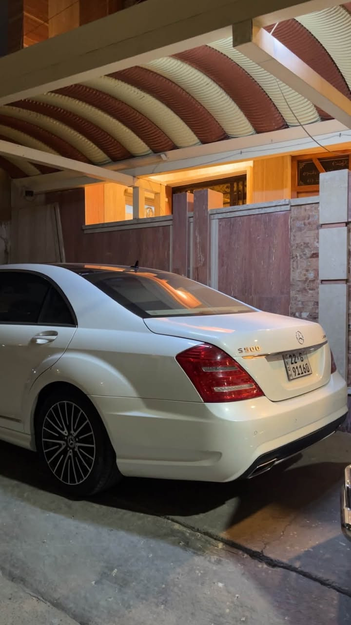 S500
موديل 2012 
فول مواصفات خليجي كلين تايتل 
مكاني صليخ. 
***********
السعر 275
