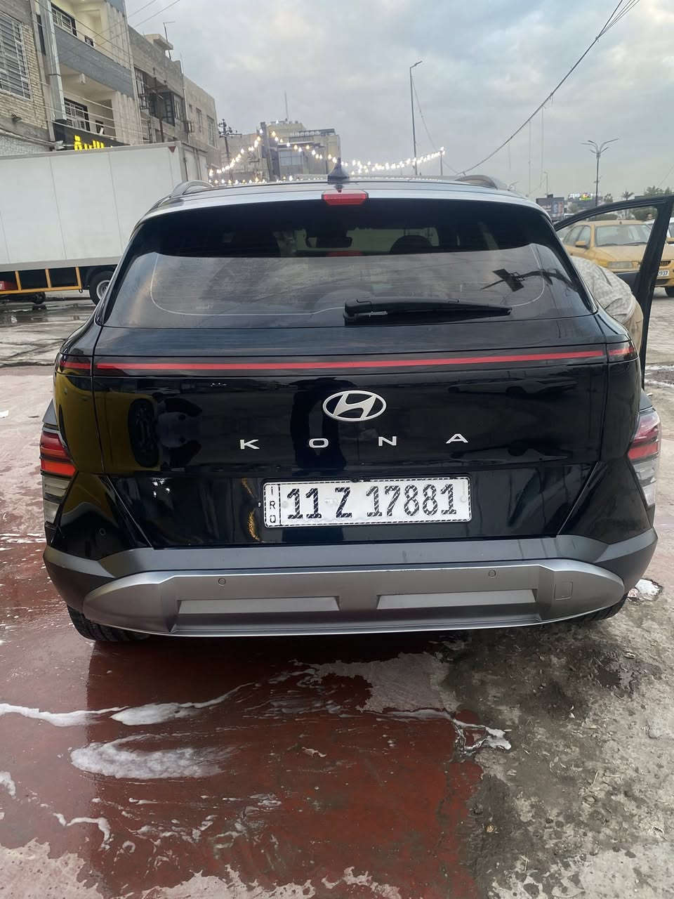 هونداي كونا وارد كوري  موديل 2023 شكل جديد
مواصفات كير تعليك 
بصمه تشغيل عن بعد 
🚙تتقدم الى الامام ⬅️وترجع الى الخلف عن طريق البصمة➡️
هاند بريك بصمه 
شاشه دجتل متصل  وعداد متغير 
شاحن ويرلس 
نضام ترحيب 
كشنات كهرباء + تدفئة + تبريد 
كشنات الخلفيه تدفئة 
ستيرن تدفئه
رادارات اماميه + رادارات خلفيه + نقطه عمياء
تحديد مسار  وتحذير عند عند الانحراف + قيادة ذاتيه
واوتو بارك
اوتو هولد + نضام صعود منحدرات 
اشاير بل مري + رادار
تبريد بيانو قطعتين امامي وخلفي
تحكم ستيرن اربع جهات
شاشه كبيره تدعم نضام اندرويد اوتو وكار بلي 
اهتزاز الاستيرن عند الاقتراب
رقم صاحب ســـيـارة :***********
