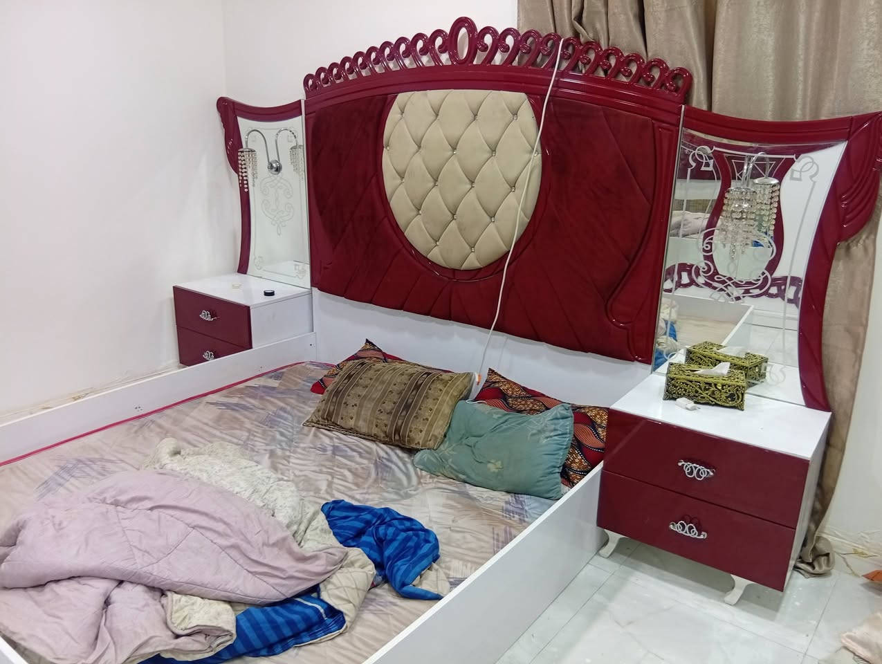 سلام عليكم غرفه نوم للبيع تركيه باب اولا ثكيله كلش نضيفة سعر 525بيه مجال
البصره ابو الخصيب حمدان 
***********
