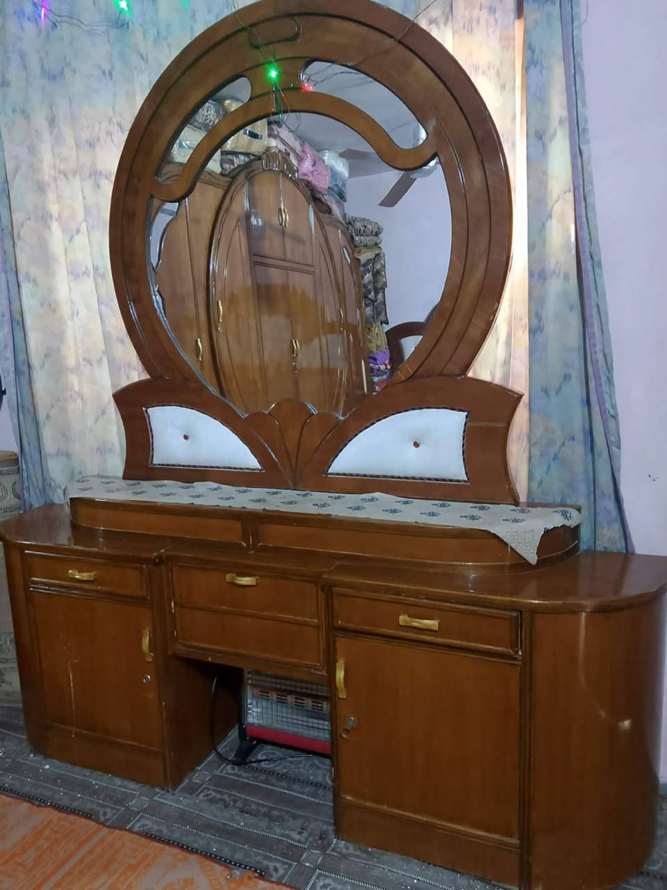 غرفه تزكام مسويهه 3 ونص يردوهه مليون و 550 مكان حله نادر الثالثه


**إذا كنت صاحب هذا الإعلان وتريد حذفه لأي سبب، رجاءا أرسل رسالة إلى الدعم الفني**