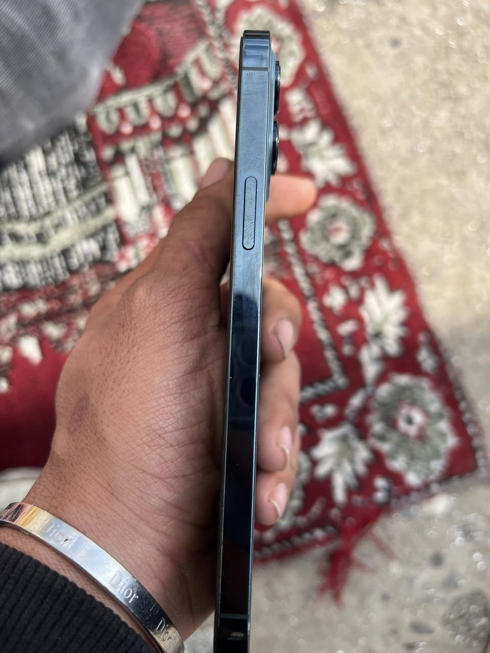 لبيع 12برو ماكس جهاز نضيف ما مبدل كلشي بس كلو نورمن وا التفاصيل كدام العين حالت البطاريه 81الصليه مالتو لا مبدل شاشه ولا ضهر ولا كلشي السعر 475الستفسار وتساب ***********يرهم مراوسه 13او 14
