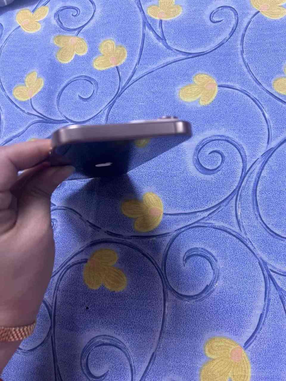 ايفون 16 برو ماكس ذاكره 256 نظيف استخدام شخصي شخط مابي بطاريه 93 وياه كارتونه السعر خاص


**إذا كنت صاحب هذا الإعلان وتريد حذفه لأي سبب، رجاءا أرسل رسالة إلى الدعم الفني**