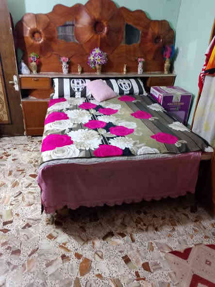 سلام عليكم هاي الغرفه للبيع المكان الديوانيه حي رمضان قرب الطفاء السعر350وبيه مجال الستفسار خاص لو على هاذه الرقم  ‏‪0787 332 3669‬‏
