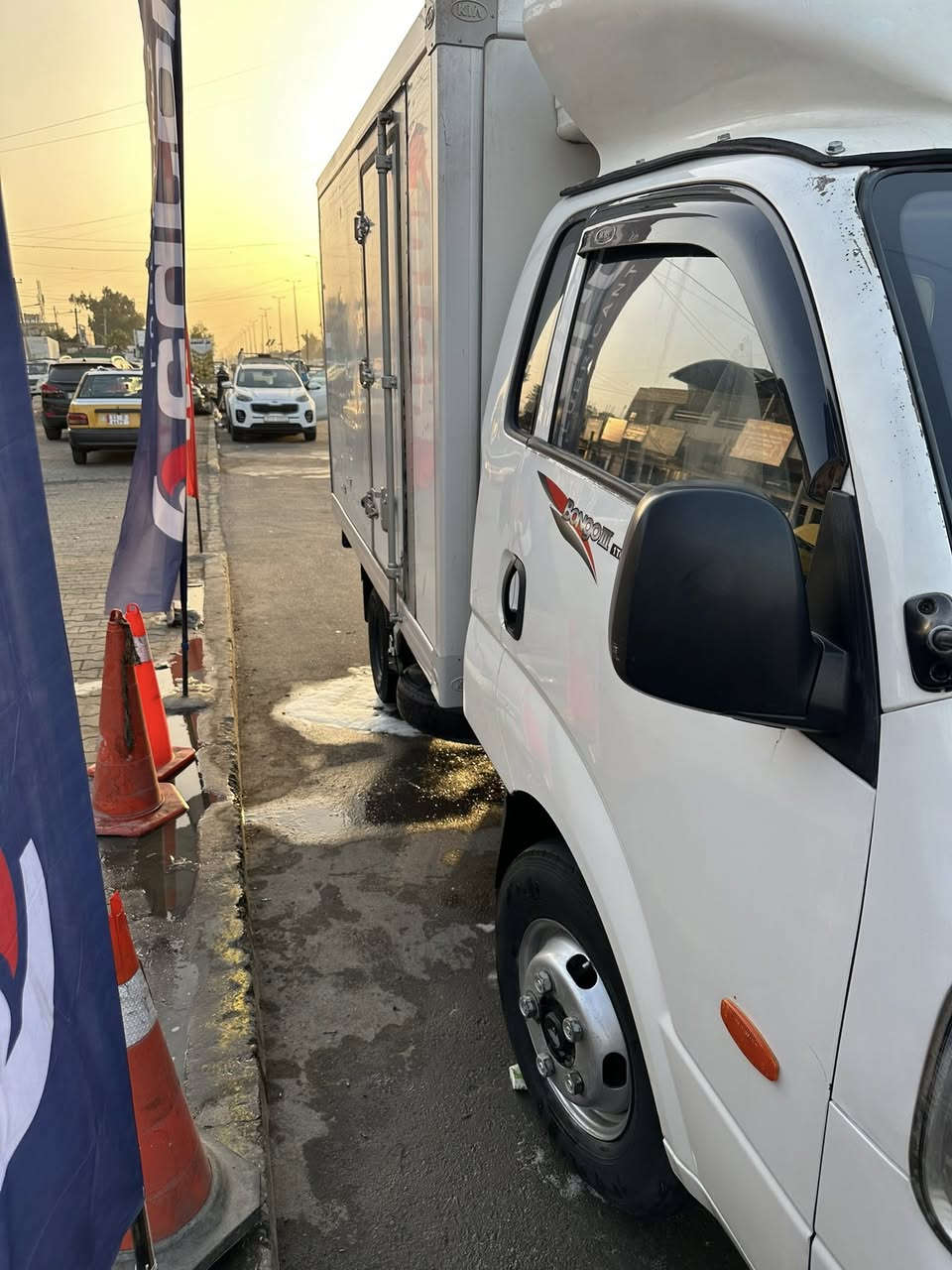 السلام عليكم سيارة كيا براد حمل موديل 2009 السيارة كلشي بيهة ابلادي والسيارة جديدة السيارة بسمي و تحويل ثاني يوم الاستفسار *********** ا
