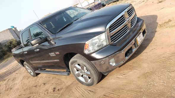 السلام عليكم 
رام 2016 رقم بصرة باب طويل بك هورن حصان منفصل شاشة كبيرة كاميرا السيارة جاهزة
السعر 160 وبيها مجال 
للأتصال ***********
