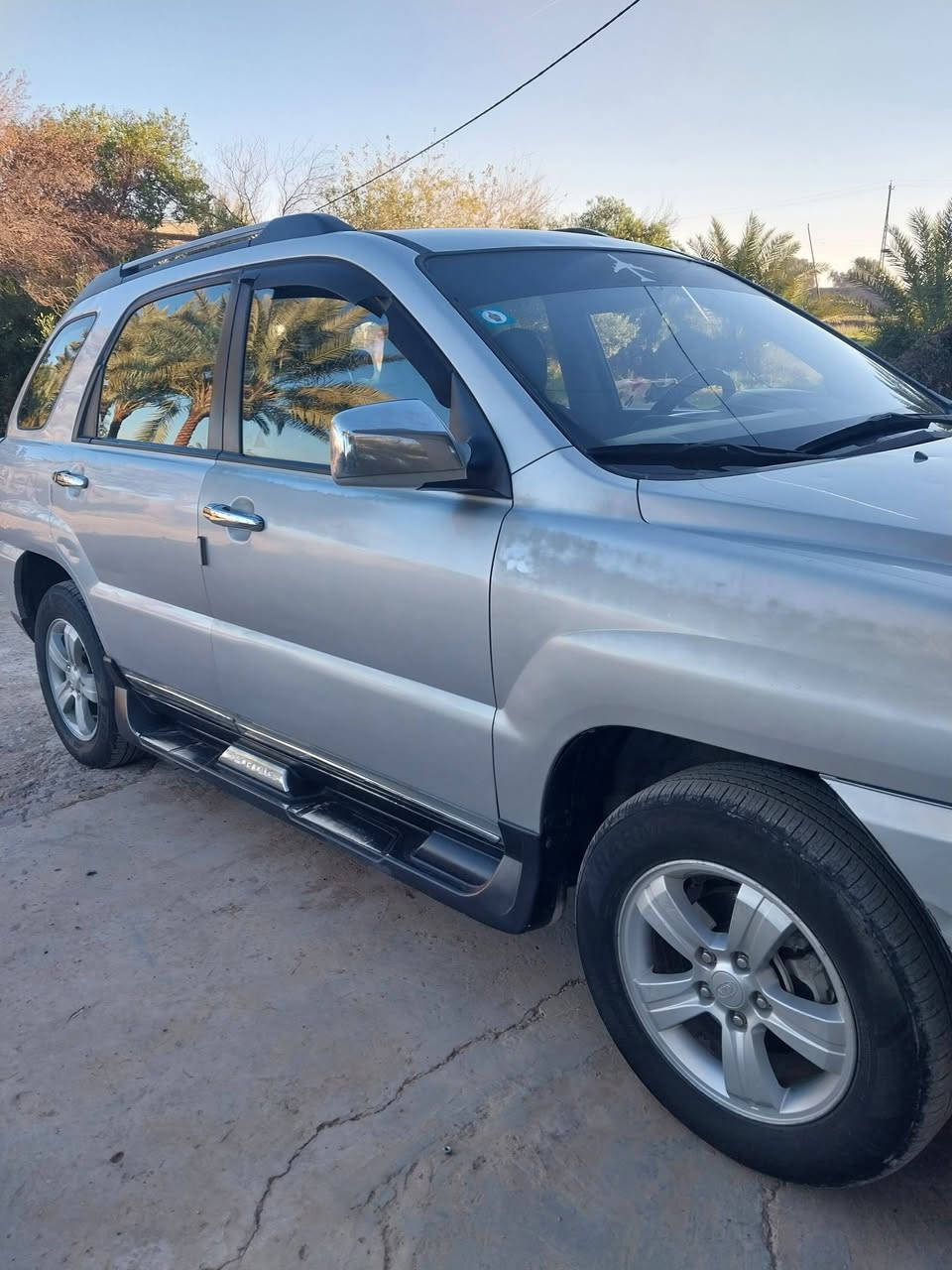 السلام عليكم سيارة سبورتج ٢٠٠٩ سيارة كفالة عامة تدفئة تبريد محرك كير تخم تاير كله مكفول رقم بغداد سنوية باسمي ما عليها أي غرامة
رقم الواتساب والعادي ***********/***********
