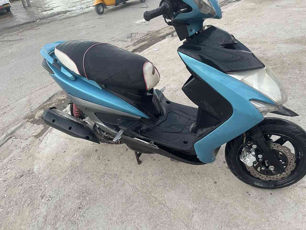 سلام عليكم دراجه سكنس لد دراجه مصبوغه للجماليه مكينه 58:5 كور رياضي اقباقه كور رياضي مشيفات سلف اربع فحمات لونه سبع الوان  بيهة جويتر رياضي ونوزل كلج امامي رياضي وبنز كلج رياضي بيهة فراك رياضي ستيل لايت زنون ابيض جاملغ امام رياضي دراجه احله من لصور مكاني بغداد العبيدي سعر خاص رقمي ***********
