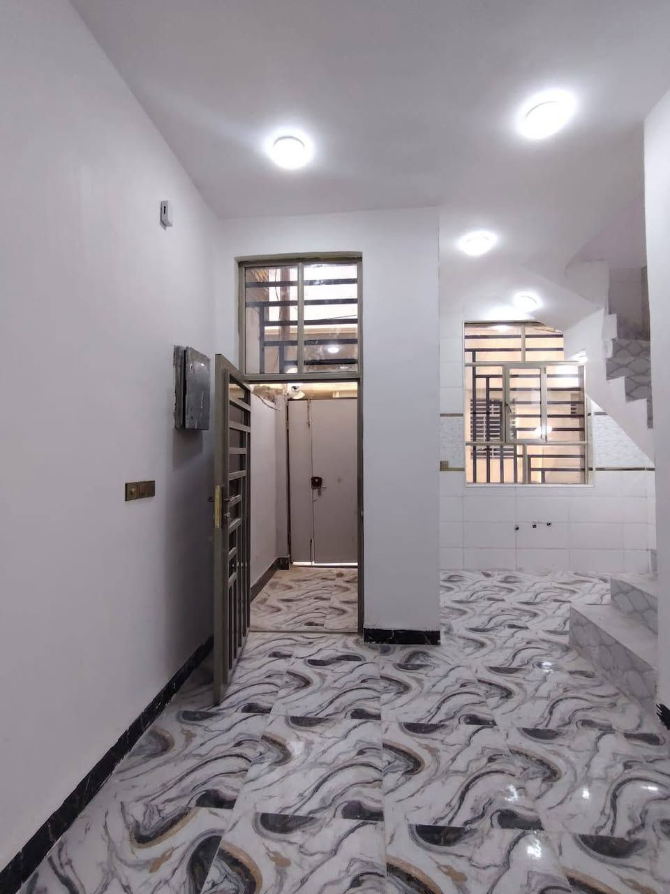 للبيع 50متر درجه اولى موقع حلو
اسعر 19وبي مجال 
 النجف الاشرف عله شارع المطار اصب مقابل ملحق قريت الغدير 
بناء فول طابوق جمهوري واساس وسقف صب كونكريت 
تبليط الباب البيت 
سند 25طابو زراعي  
للستفسار ***********
