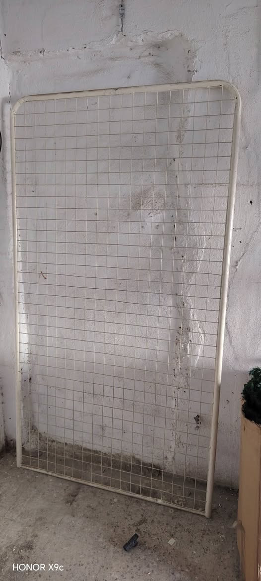 للبيع ادفع سعر وتعال خذ الي يفيدك... للاستفسار الاتصال على الرقم ***********
