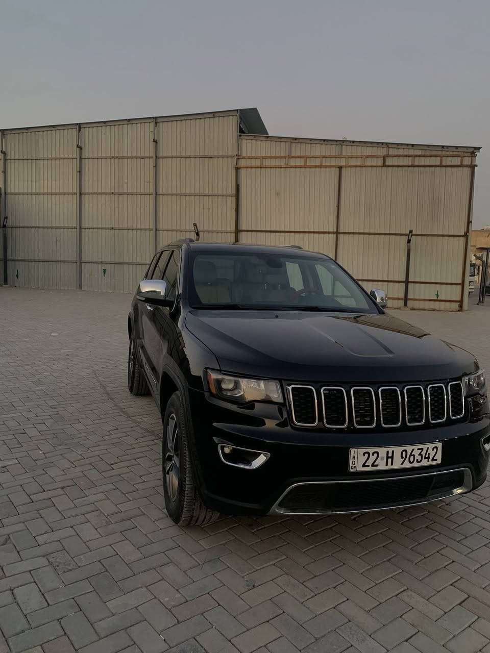 السلام عليكم جيب لمتد 2022
الموديل 2022

المحرك : V6.  3.6L . 

العداد :40 ألف

رقم اربيل هزة وسنويه ورقم جديد بسمي

المواصفات 

فول الخير من عدة الجكات ول فور ويل 

* رادار جانبي مع مانع تصادم .

* تحذير النقطة عمياء ⚠ .

* ويل قياس 20 انج .

* فتحة سقف . بنرامة 

* شاشه كبيرة 8.4 انج . 

* نظام الخرائط (GPS) .

* ستيرن تدفئة . 

* تشغيل عن بعد .

* صندوق كهربائي .

* حفظ وضعيات الجلوس (ميموري) . 

* المقاعد الأمامية كهربائية .

* المقاعد الأماميةتدفئة .

* حساسات أمامية

* حساسات خلفية . 

* كاميرا خلفية .

* تدفئة ستيرن . 

* المرايا الجانبية قابلة للطي .هيترات بل جام 

* مرايا متحسسه للضوء العالي . 

* مانع تصادم خلفي .

* بلوتوث تلفون . 

* محدد سرعة . 

* نظام التشغيل والاطفاء الاوتوماتيكي ( Auto Start System ) .

* نظام بريك اوتماتيكي ( Auto Break System ) .

وباقي المواصفات معروفه السيارة 

السيارة  بدون دواخل ومصلحة أب مريكة اني مستوردها بسمي علاوظع الشركة ول تصوير موجود مصلحة هناك وكاملة 

السعر 32وبيها مجال للطيبين 

رقم الهاتف *********** 

العنوان بغداد
