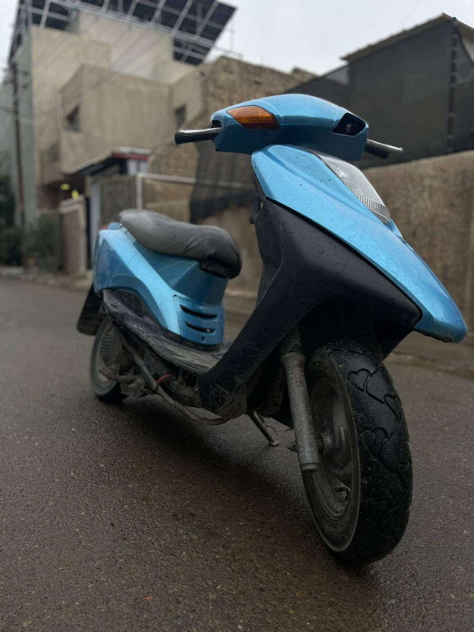 دراجه بريز ✨
السرعة 140 
مكينه بلادي ممفتوحه برغي مامطخوخ! وشرط عل فحص
كابريتر طبعاً ✨
كفرات تجاري لون البحر ✨🤍
نواقصهة سبايدر (موجود ولكن طاك من الصفحه يعني تكدر تشده على ٣ براغي)
صالنصه موجوده طاكه من البوري مو من الفشگه! 
وتك اشارة 
رايدهة للبيع او المراوس (ملاحظه فرق ماعندي).
*********** واتساب متوفر مكاني جامع النداء
