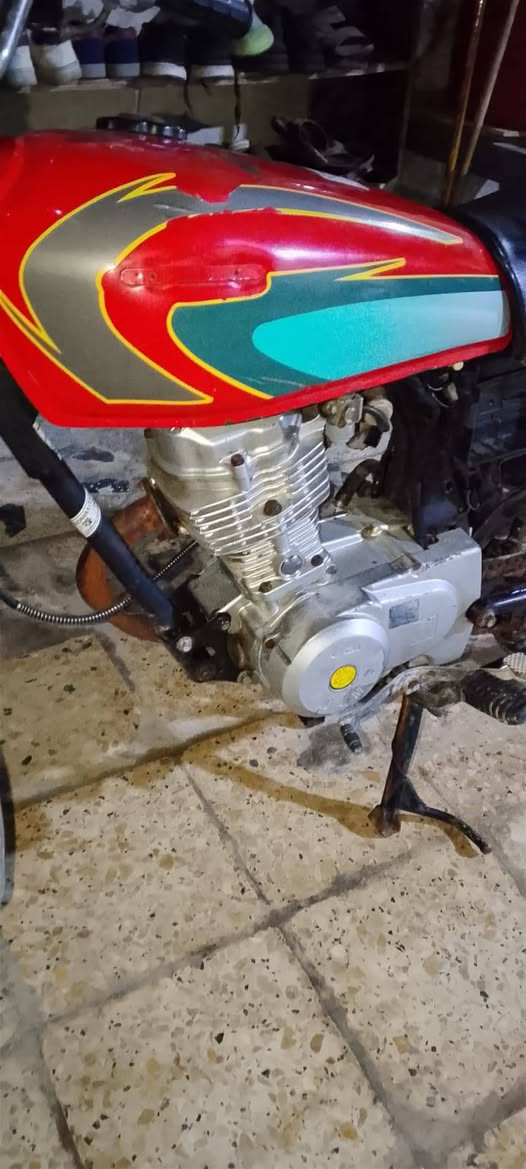 دراجه اوراق كامله اصولي بس كلجات يرادله سعر800


**إذا كنت صاحب هذا الإعلان وتريد حذفه لأي سبب، رجاءا أرسل رسالة إلى الدعم الفني**