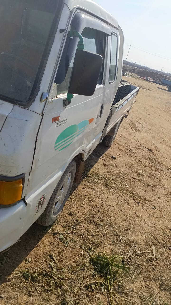 السلام عليكم سياره 95للبيع سياره محبس ترايك للبصره سياره منفوضه نفض محرك مجفته توني كير لوك اكسن خلهه وسكت حداديه مفوله شاصي مكفول كفاله عامه رقم الشاصي أشعار كمرك عدي بي السعر ٤٩ بيهه مجال قليل
***********
