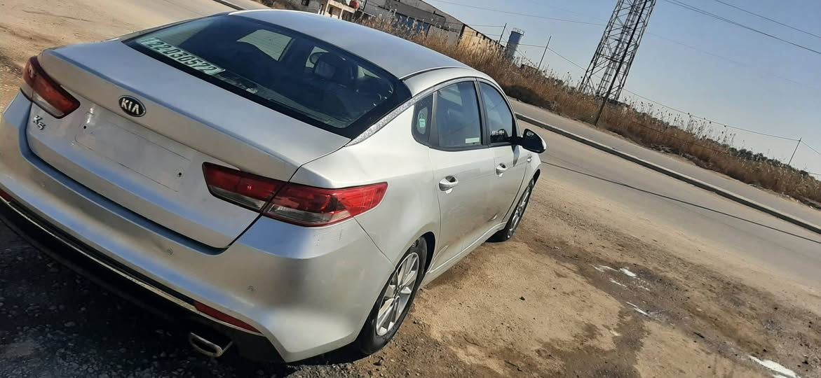 للبيع k5 موديل 19 جاهزه هستوهه كملت رقم وسنويه طبق الأصل رقمهه موجود بلصور ودك حاسبه شرط ع سيارتي لثانيه لسعر ٦٣ استفسار ***********
