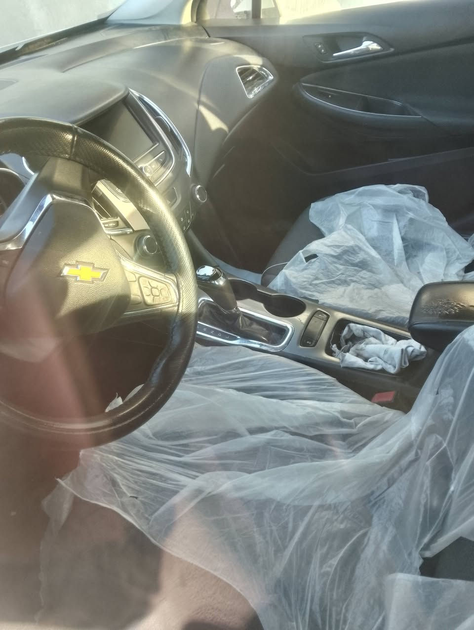 شوفر كروز موديل 19اي نقص ما بيه مثل ما موضحلكم بل صوره حادثه طخه بل جاملغ بدون ايرباكات سياره خير من الله رقم بغداد نكليزي سعر 95وبيه مجال للشراي الرقم ***********
