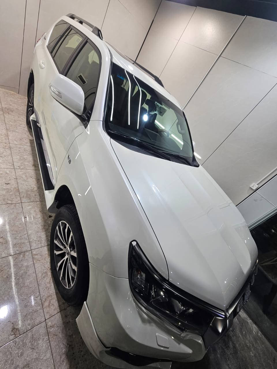 السلام عليكم برادو موديل 2022سبعينيه Txs ماشيه 72سياره جديده السعر 43$للاستفسار الاتصال ***********
