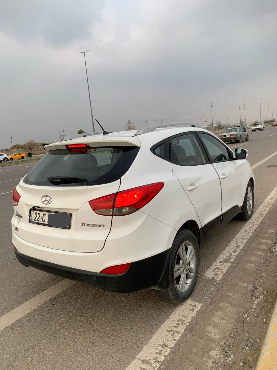 توسان خليجي
موديل 2013
عداد مسافه 141000 كم 
محرك 2000 دوش
كاميرا خلفية
5 راكب
المواصفات//
-تحكمات ستيرن 
-تدفئة
-تبريد
-كير ومحرك شرط
-زوج تايرات جديدة
-شاشة كبيرة
-رقم جديد (اربيل)

السيارة كلـــيــن ونظيفة جدا بمعنى الكلمة
سـعـر الـسـيـارة  160 وبيه مجال
العنوان كركوك

للاستفسار ***********
يوجد واتساب ايضا كركوك, العراق
