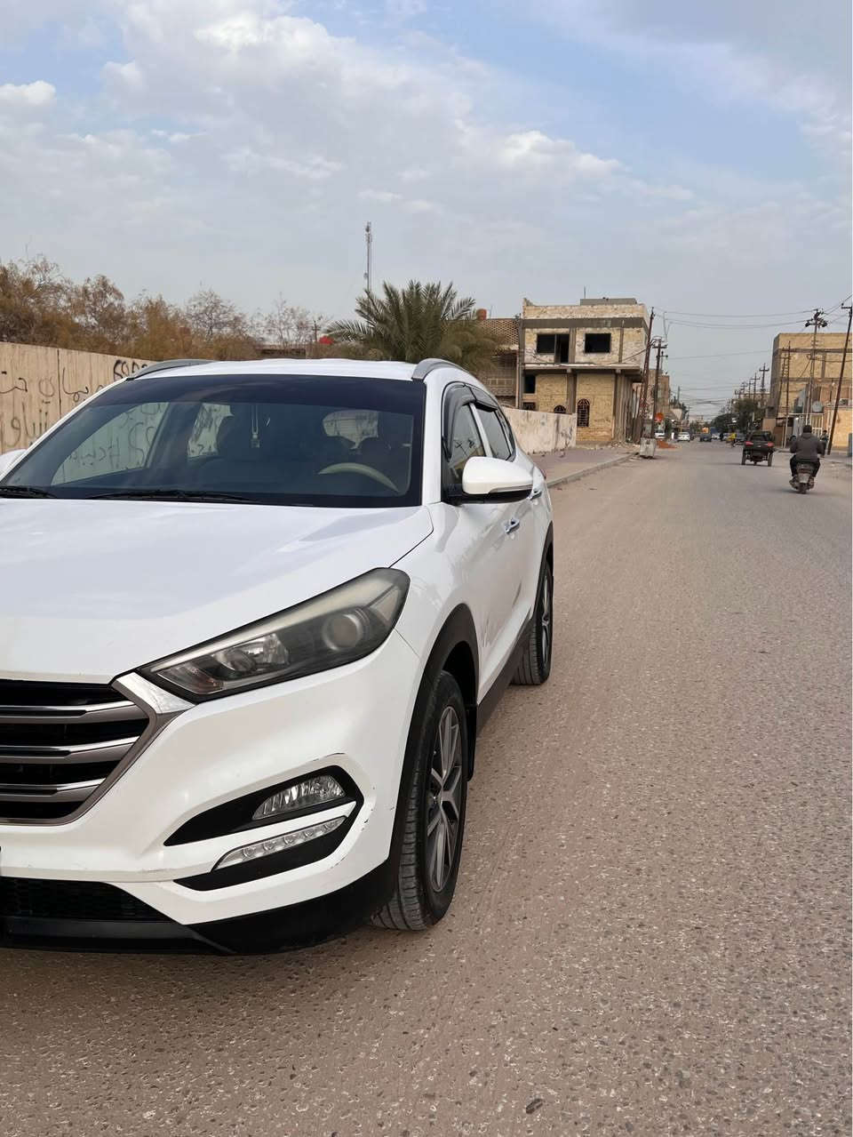 توسان خليجي موديل 2017 اربيل ، السيارة نظيفه كلش ماشيه 117 حقيقي ، بيها بارد بالبنيد صغير وباب السايق هم بيها بارد صغير للاستفسار *********** Singapore
