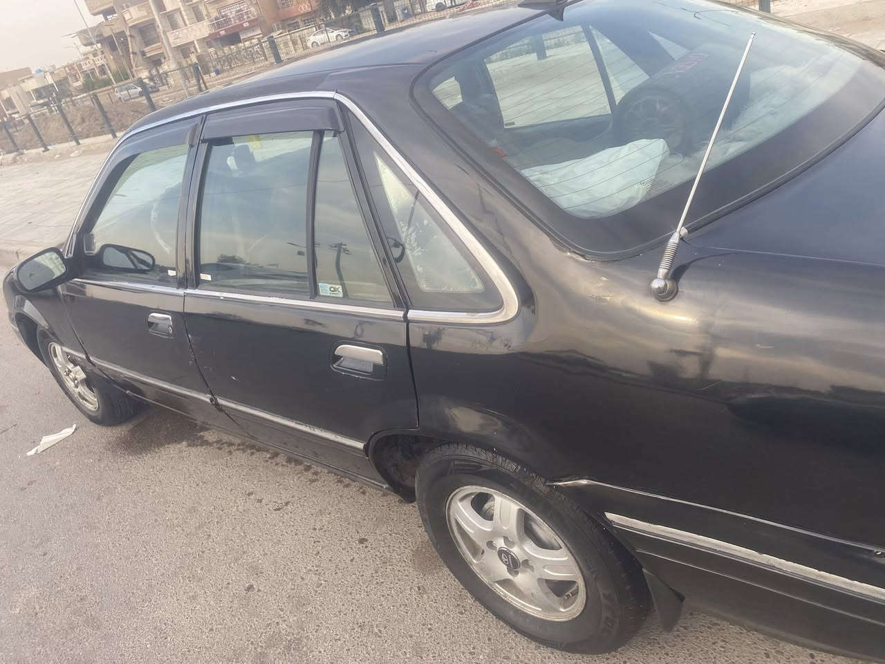 السلام عليكم
برنس 1996 فول اوتماتيك 
تبريد 
كهربائيات كلها فول 
شاشه وسماعات دمام خلفي ودوشمه 
وأدامه جديده وتايرات 4 جدد وباتري 
سنويه ورقم جديد 
السعر 38 وبيها مجال 
***********
المكان بغداد / البياع الري
